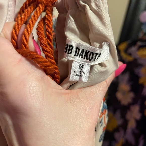 BB Dakota Cream and Orange Midi Dress with Floral Pattern - Picture 5 of 5